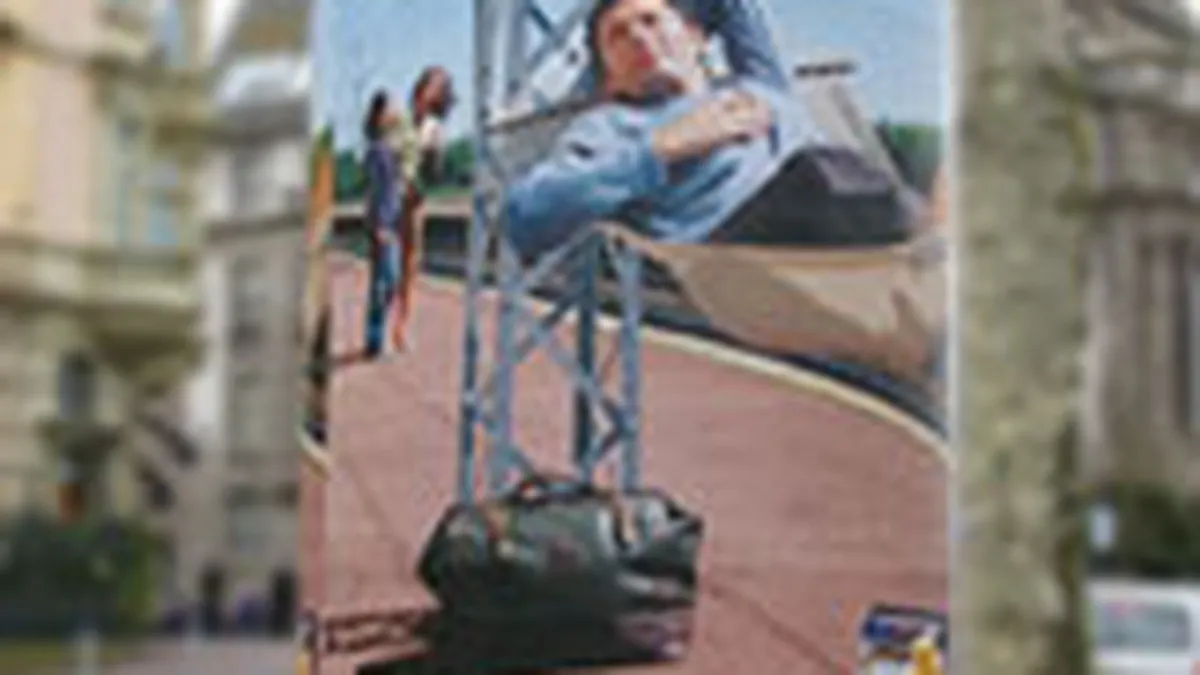 Publicitatea stradala din Paris se reduce cu 30%, din cauza unor restrictii