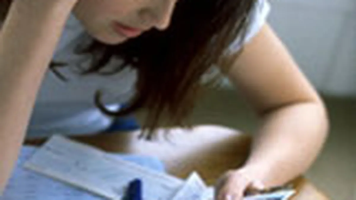 Romanii ignora riscul cresterii ratelor la creditele in valuta