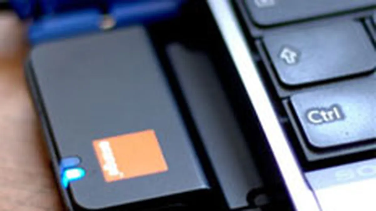 Orange lanseaza servicii de telefonie fixa si Internet