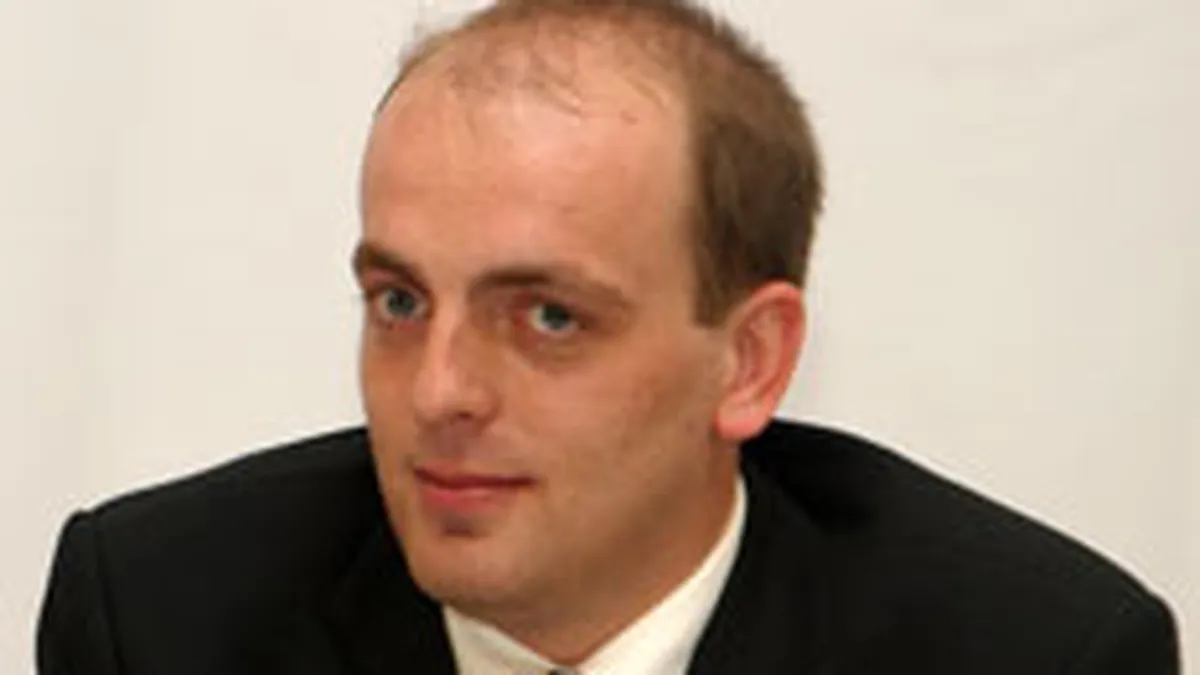 Aplast: Vanzarile de ferestre termoizolante explodeaza toamna, cand se finiseaza casele