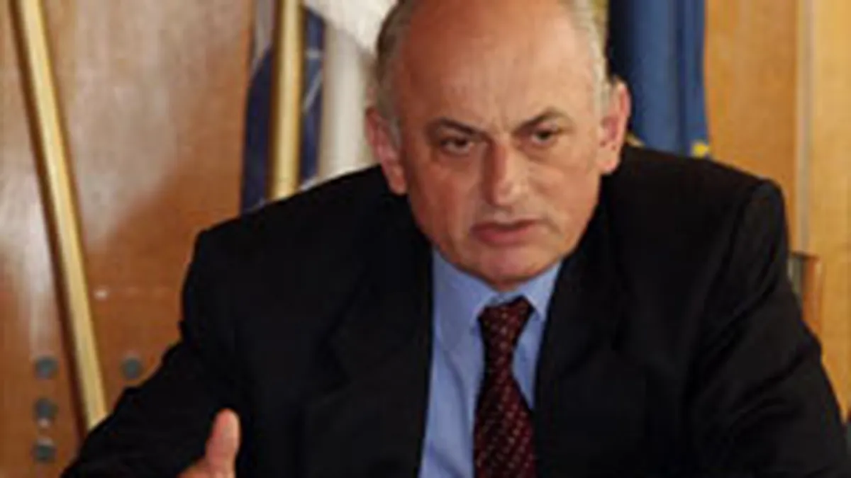 Mihai Ionescu: Din deprecierea leului castiga toata economia