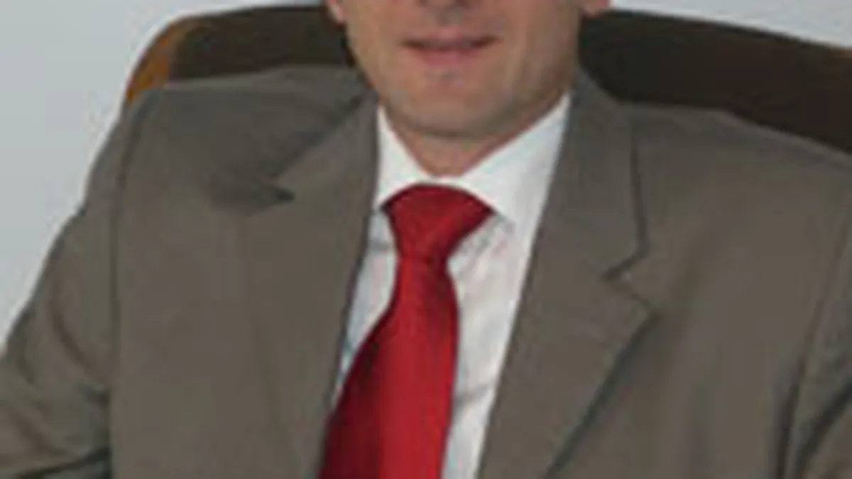 Companiile mari platesc pe hartia igienica un salariu de top-manager