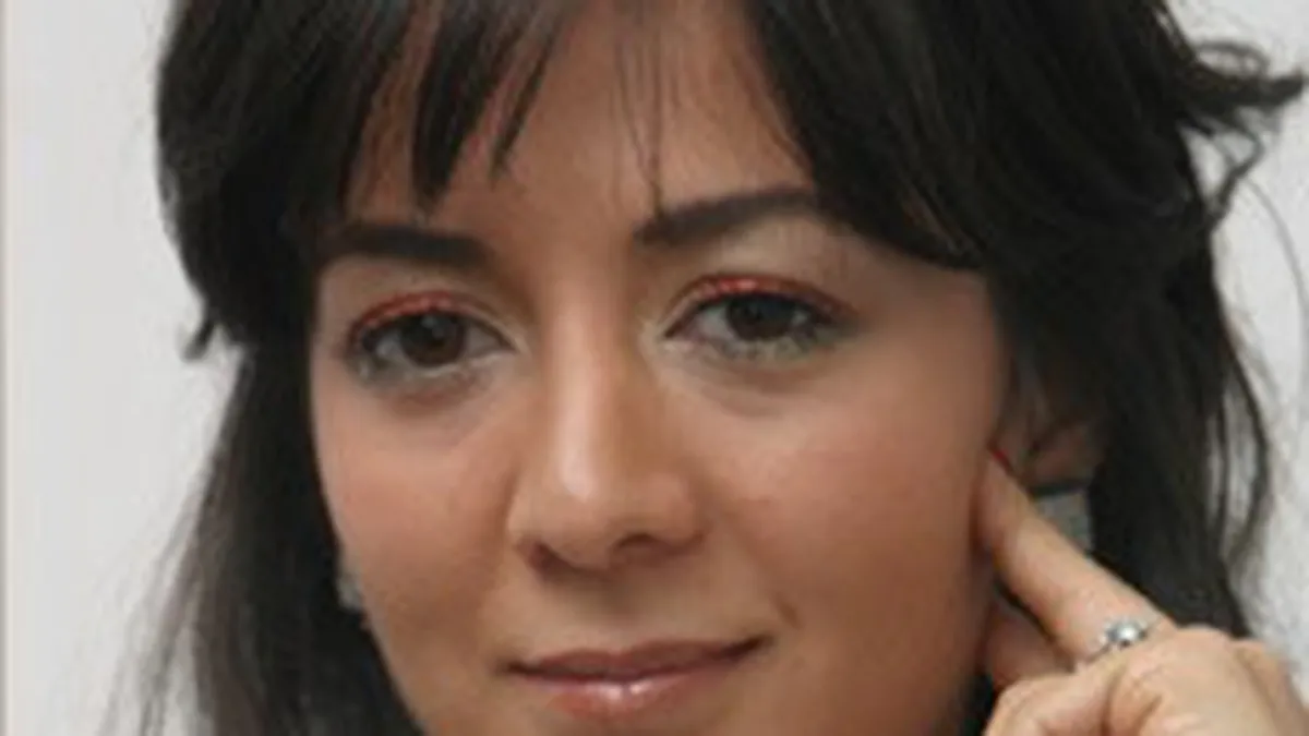 Oana Mizil investeste 2 mil. euro intr-un magazin de bijuterii si ceasuri