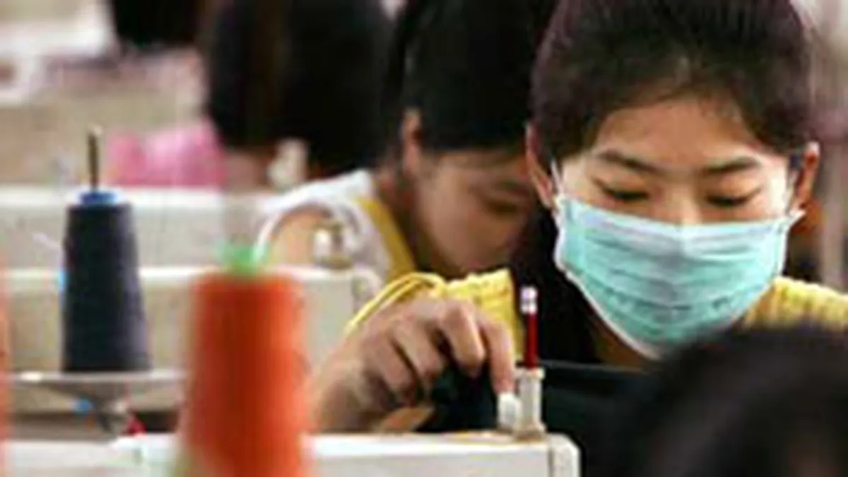 \Invazie\: Peste 100.000 de chinezi vor veni sa munceasca in Romania