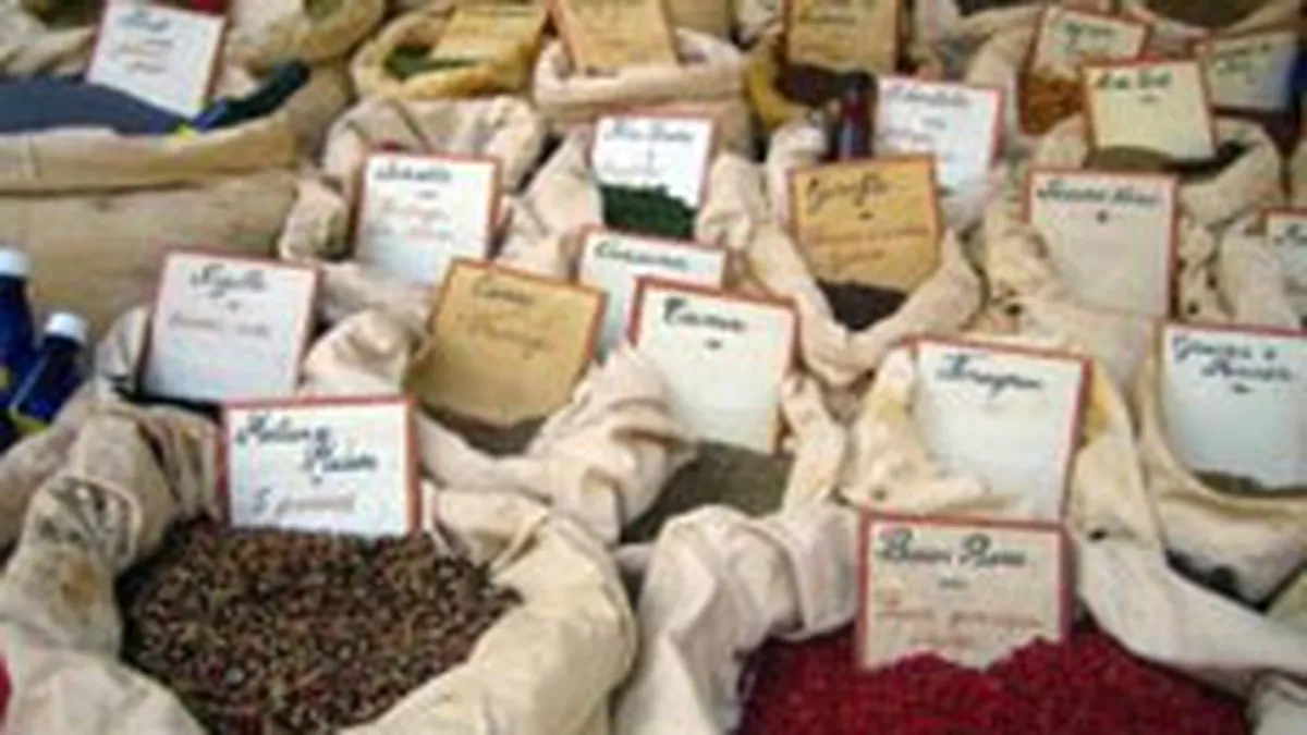 Romanii pun in mancare condimente de 70 mil. euro in 2007