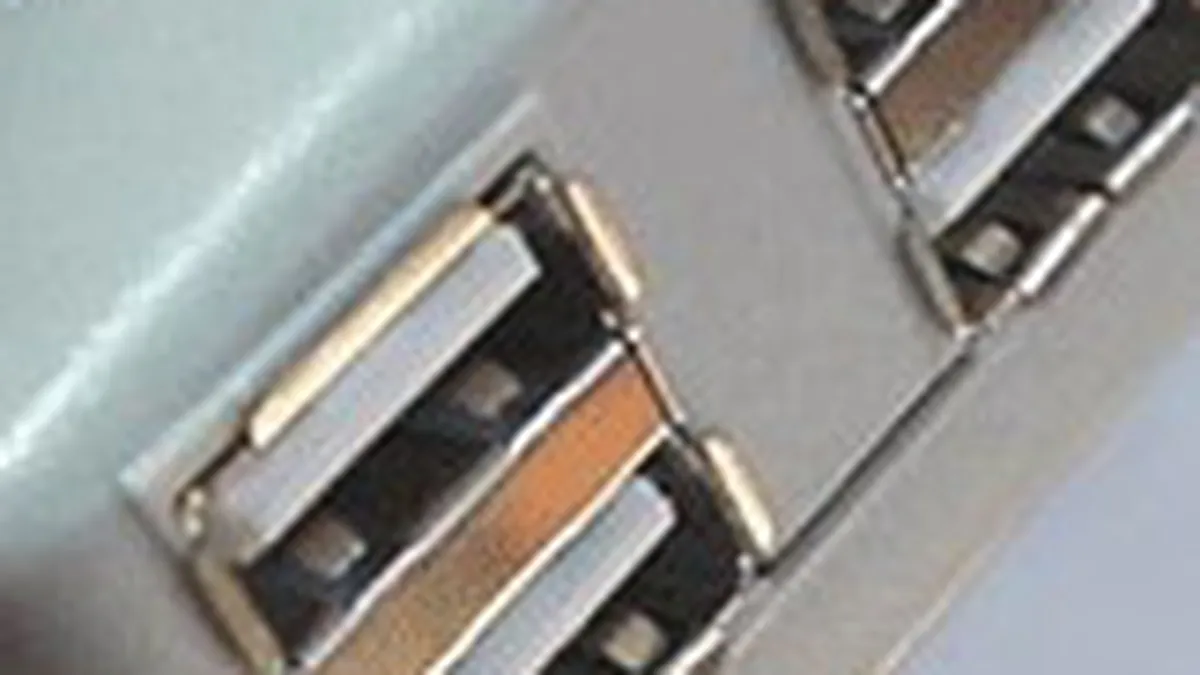 SanDisk: primul flash drive cu functie de backup automat pe Internet