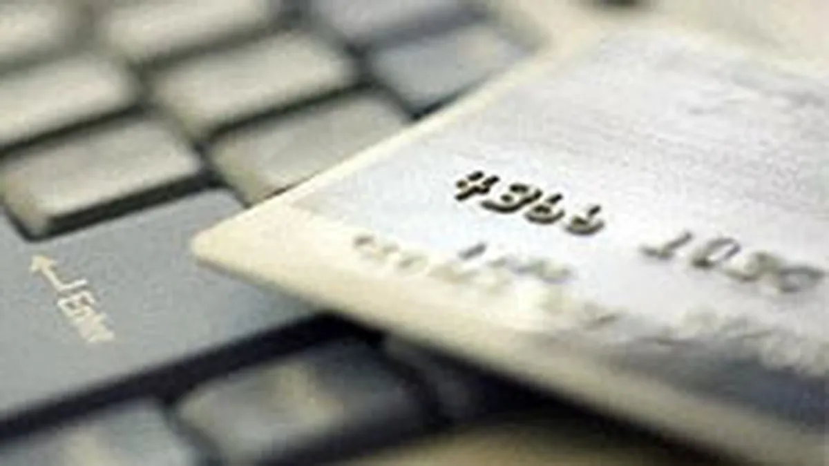 Comertul electronic romanesc cu plata online: 34,8 mil. euro in 2007
