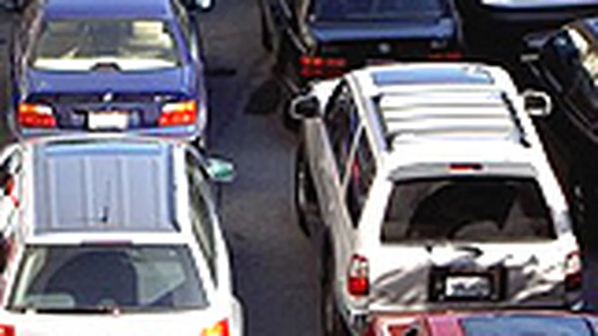 Piata auto in 2008: Cresc vanzarile, se inaspreste concurenta