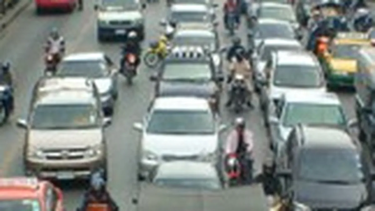 Mediafax: Taxa auto creste de 2-3 ori la masinile noi Euro 4 si scade de 10 ori la cele vechi