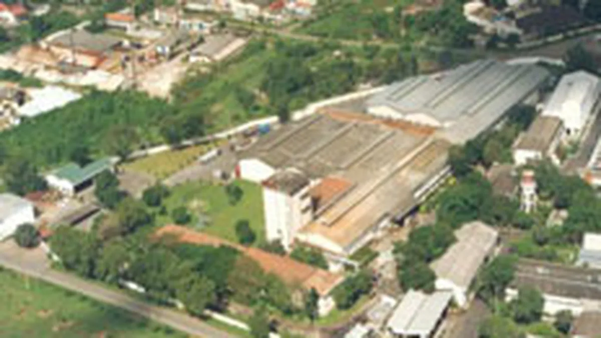 Teesland si Cefin investesc 200 mil. euro in parcuri industriale in Romania