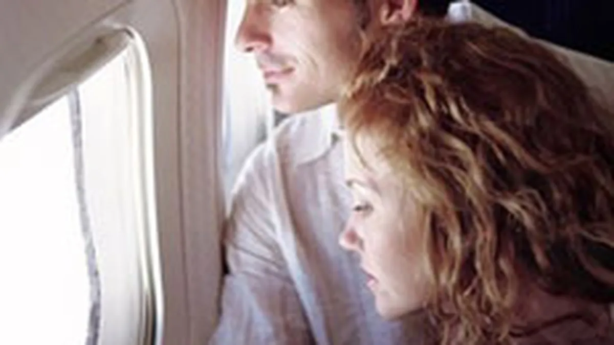 easyJet: 80% din romanii care zboara cu avionul in strainatate merg in concediu