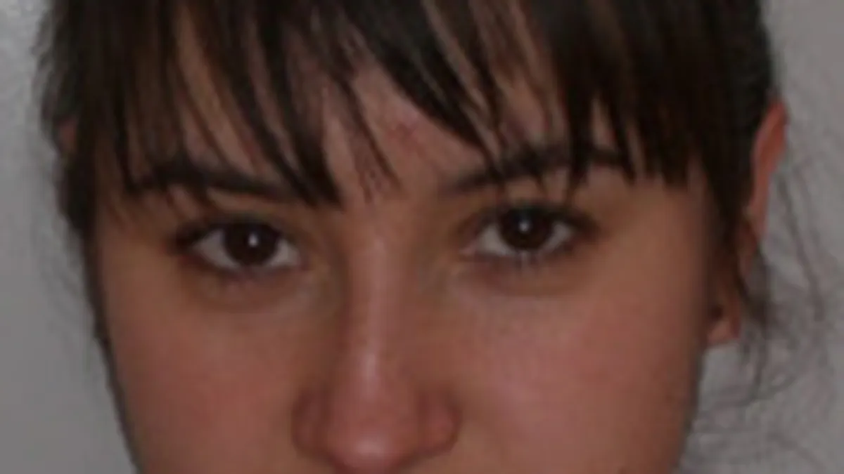 The  Practice isi mareste echipa de PR cu 3 juniori