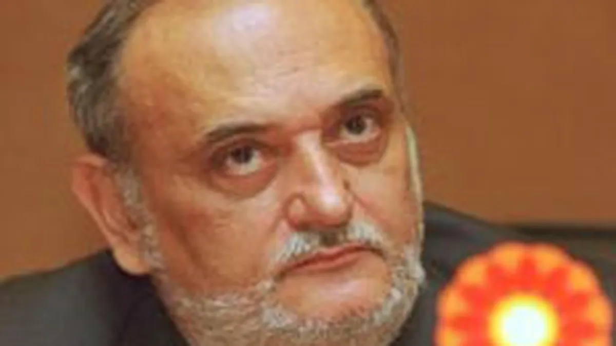 Patriciu avertizeaza din nou ca imobiliarele sunt in criza, dar e contrazis de agentii