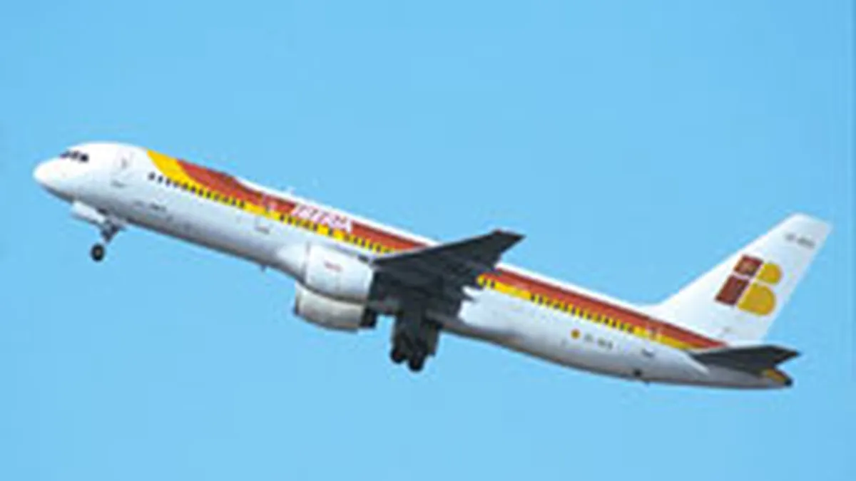 Alto Tours lanseaza un concept paradoxal: zboruri charter operate regulat