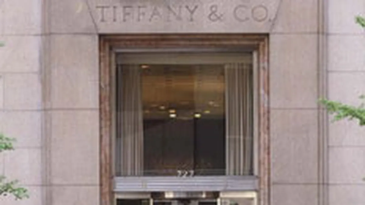 Tiffany a inregistrat o scadere de 16% a profitului net in T4 fiscal