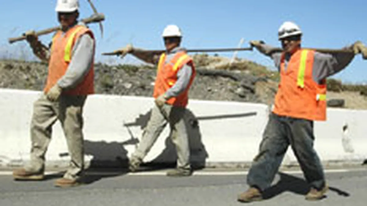 Munca la negru face o treime din PIB-ul Romaniei