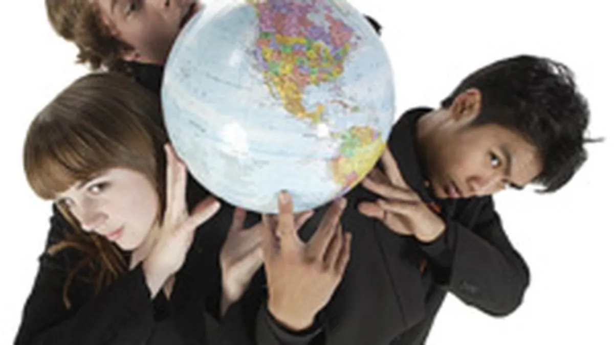 \Foamea de oameni\ din comunicare a creat o noua \specie\ - angajatul inutil