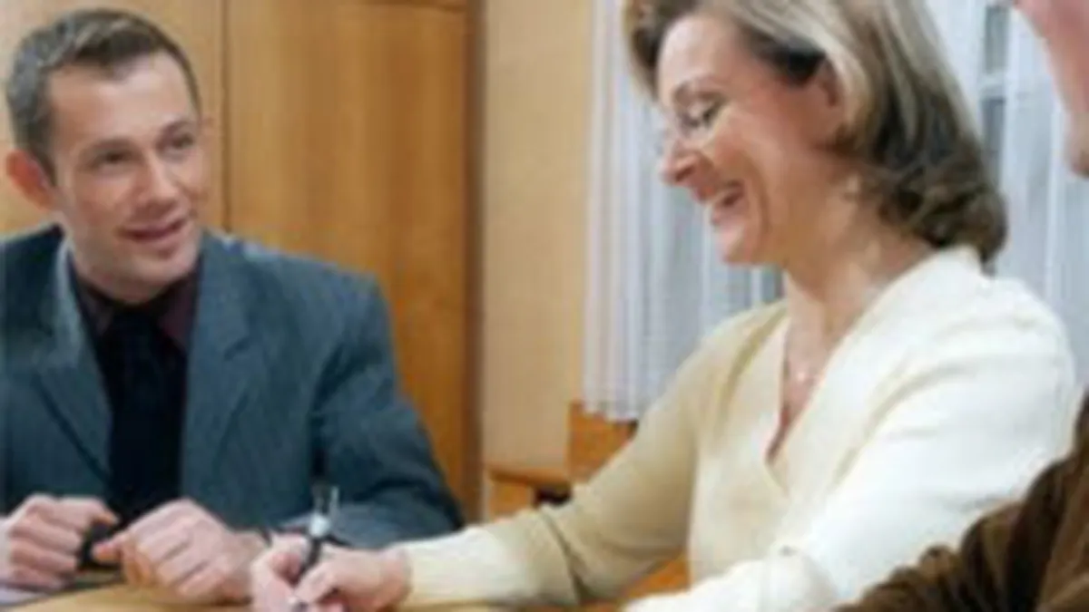 Anomalii in imobiliare: in ziare preturile sunt umflate, la notar sunt subevaluate