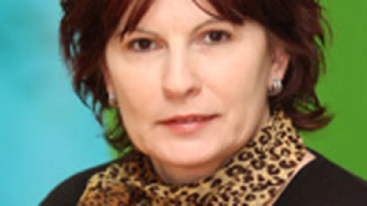 Directorul general spre seful de HR: \Bugetul e stabilit. Daca mai vrei bani, astepti pana la anul\