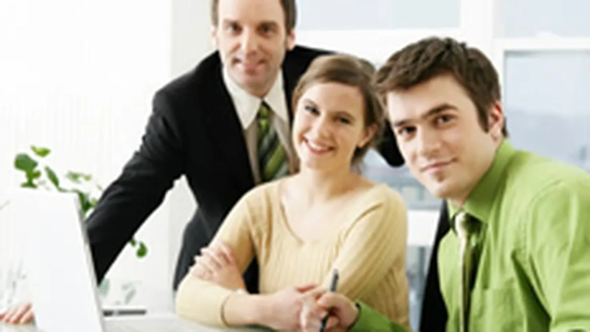 Cererea de forta de munca a crescut cel mai mult in administratie, cu 6,78%