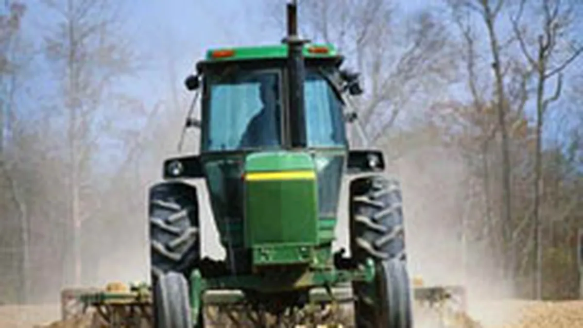 Se cauta \soferi\ competenti pentru noile \vehicule\ catre profit: porumbul, graul si orezul