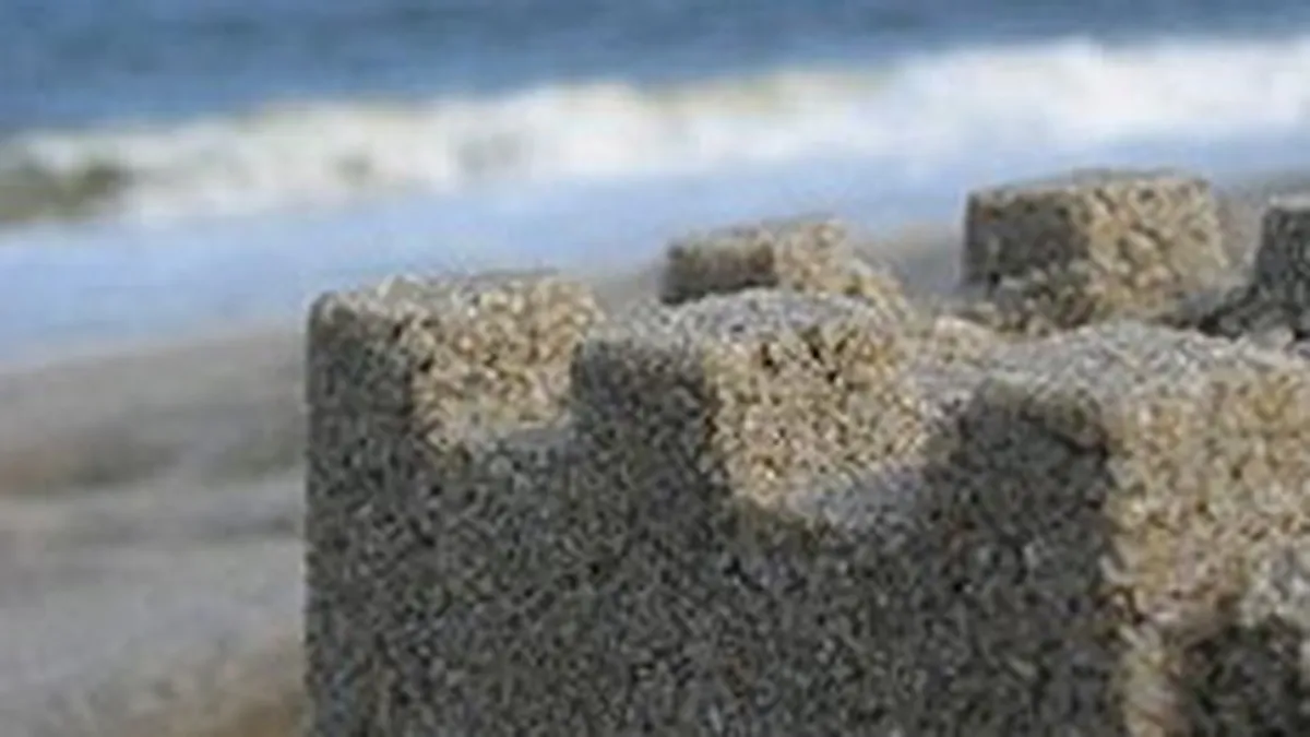 Piata imobiliara ascunde multe \castele de nisip\