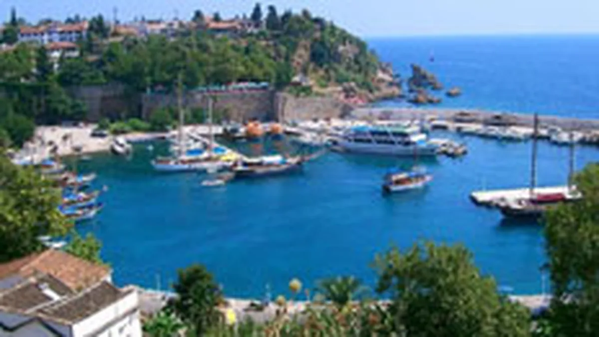 FlyNova: venituri de 1,5 mil. euro dupa primele 3 luni in Romania