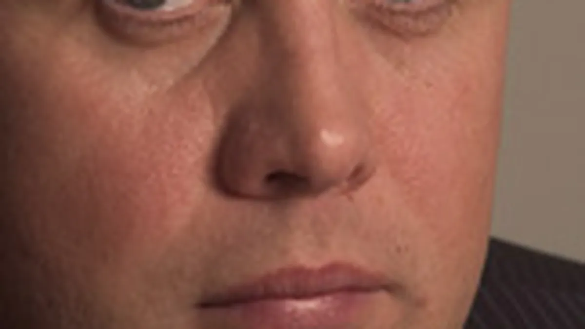 Altex si-a redus cu 7% asteptarile privind incasarile in 2008