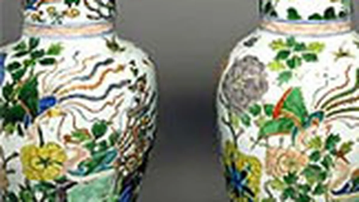 Un vas imperial asiatic va fi scos la licitatie pentru 8 mil. $