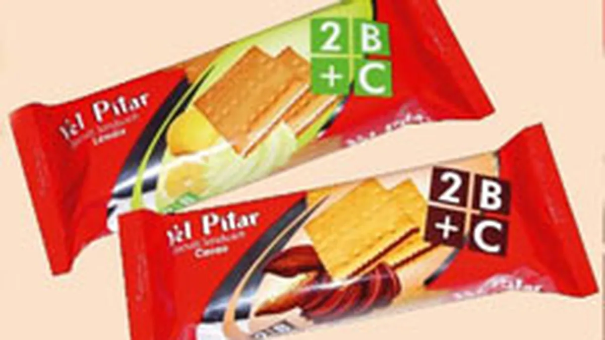 Vel Pitar isi promoveaza biscuitii cu 200.000 de euro