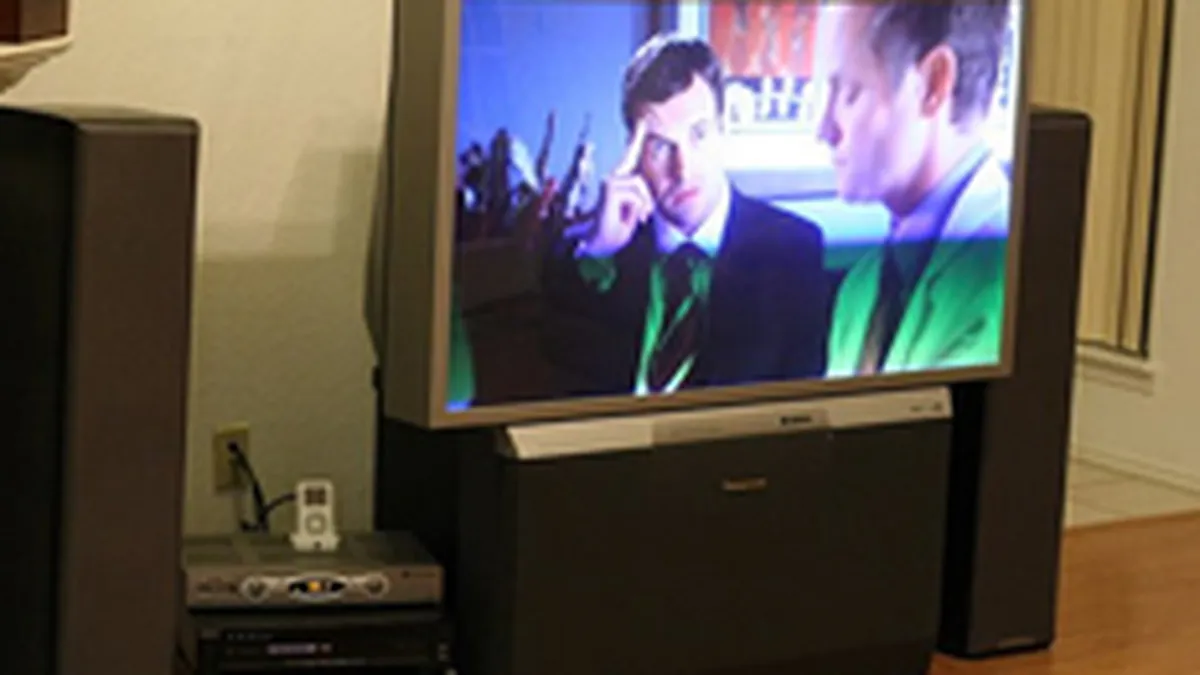 Intel si Yahoo aduc Internetul in televiziune