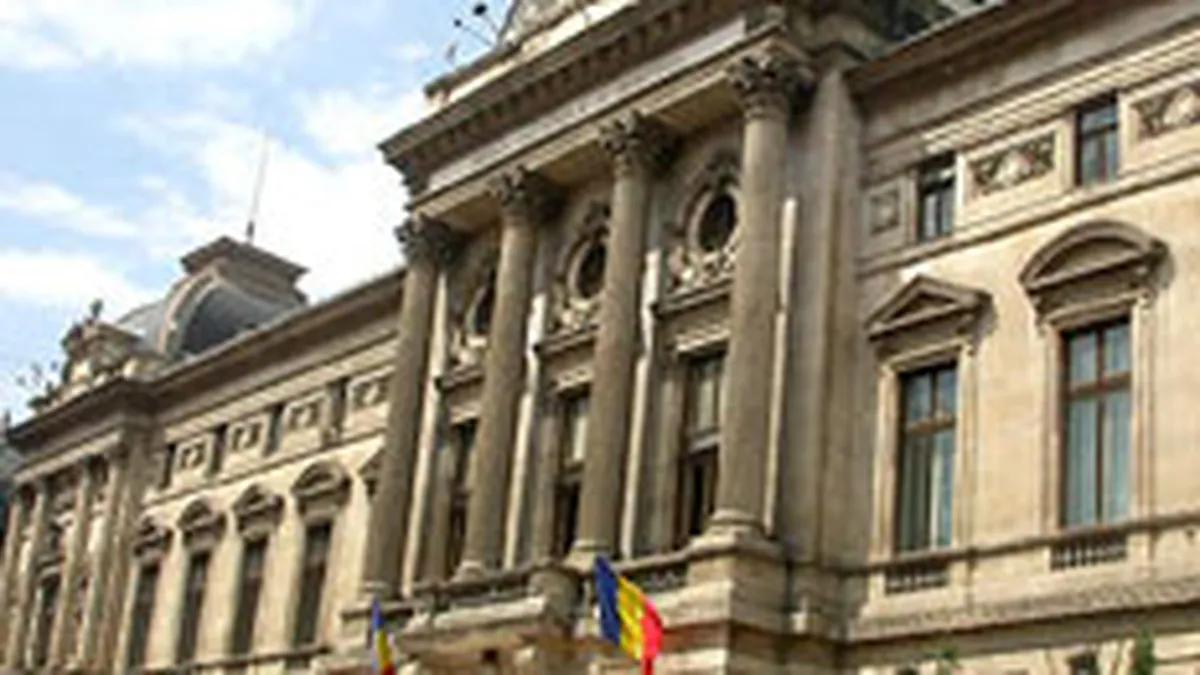 BNR: Gradul de indatorare, in functie de riscul de valuta, dobanda si cost