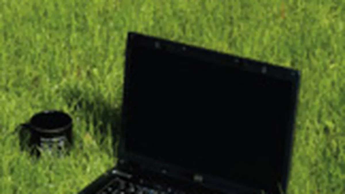 Cosmote isi invata angajatii din Bucuresti sa protejeze mediul