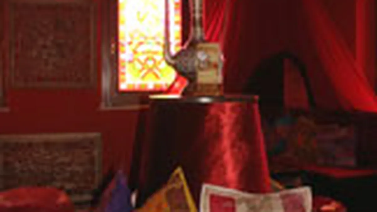 100.000 euro pentru o cafenea care va organiza baluri mascate tematice