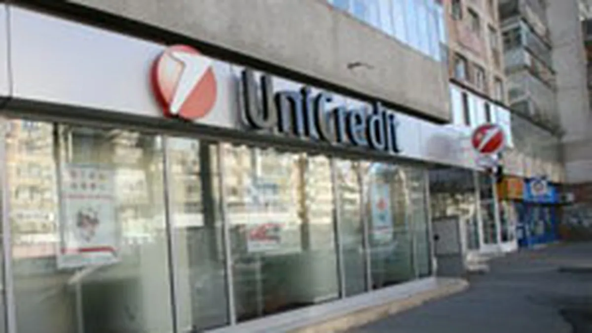 Actiunile UniCredit, suspendate de la tranzactionare din cauza deprecierii masive