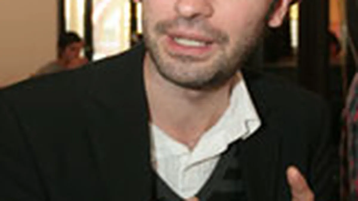 \Publicul roman este obisnuit sa consume cultura gratis, altfel se simte ofensat\