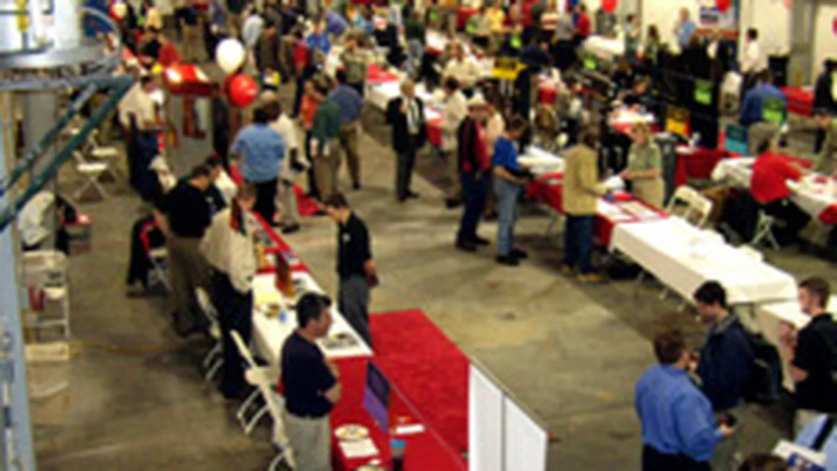 5.500 de vizitatori au fost prezenti la prima editie Angajatori de Top Iasi