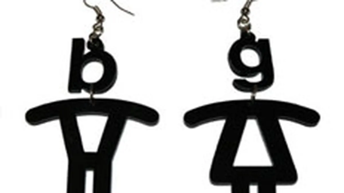 Bijuterii de designer cu preturi de pana la 1.000 euro vor fi expuse in Bucuresti