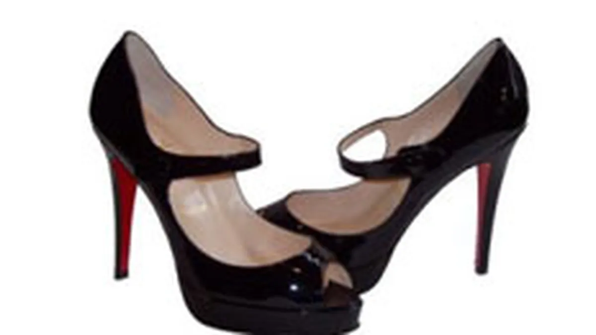 Producatorii de bunuri de lux scad preturile pe piata americana