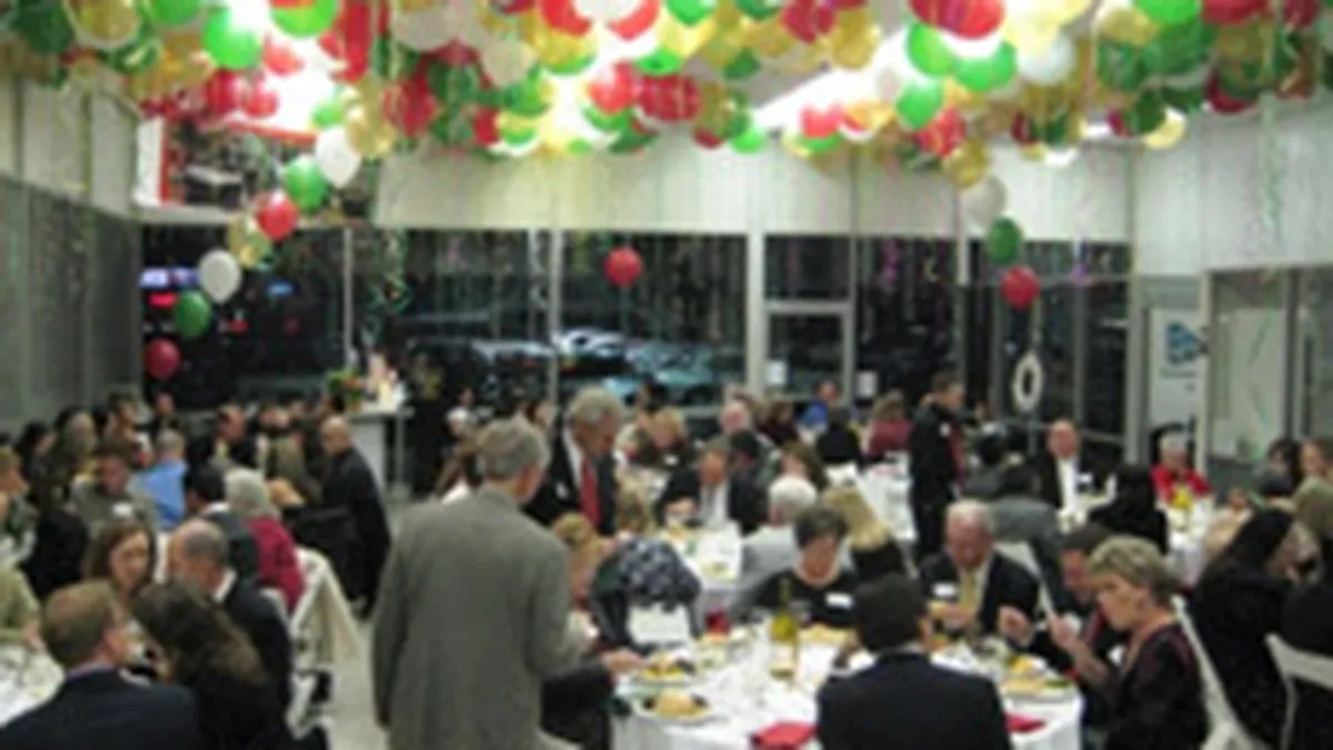 Criza economica anuleaza petreceri de Craciun in SUA