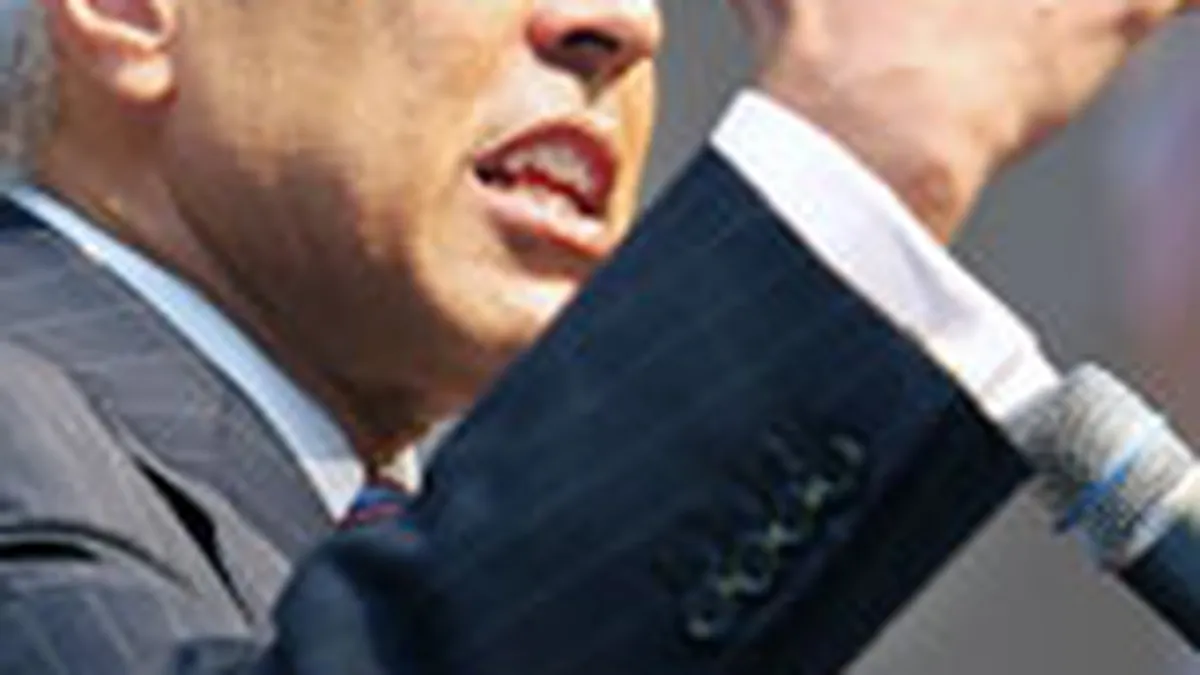 Arun Sarin, fostul CEO al Vodafone, ar putea sa devina seful Yahoo