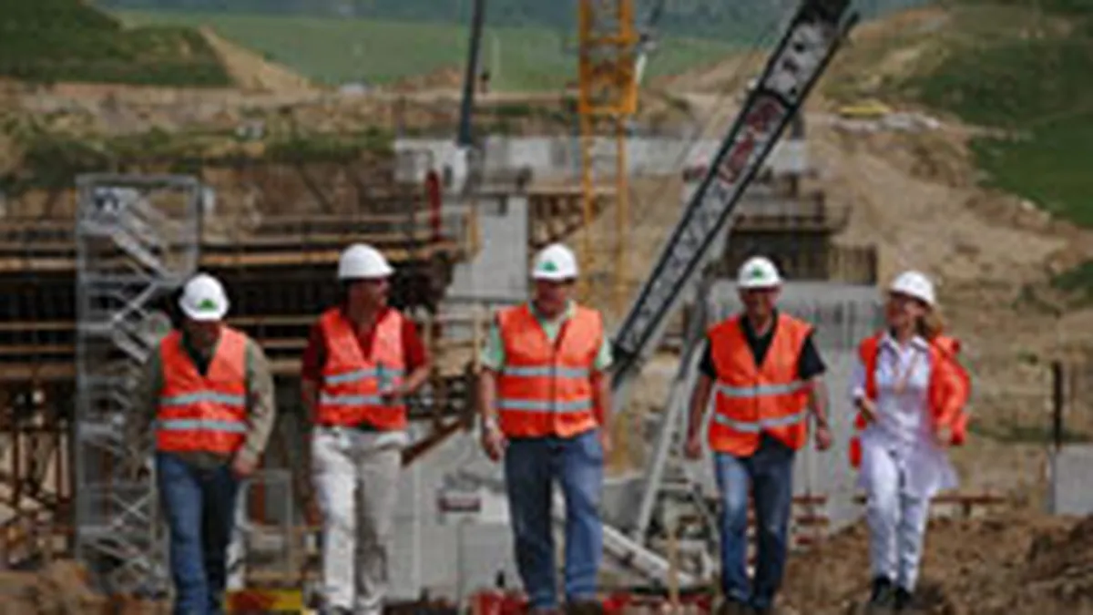 Bechtel: Reducrea lucrarilor la Autostrada Transilvania va afecta pana la 2.300 de angajati