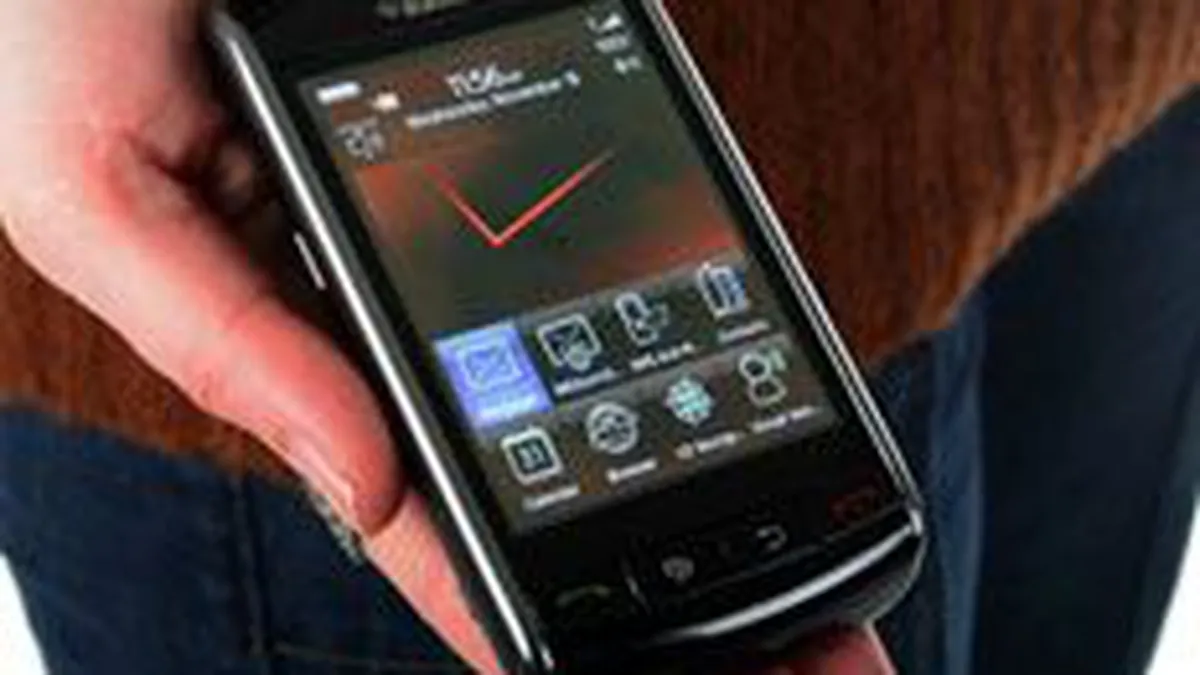 BlackBerry Storm, eclipsat de iPhone 3G in T4 din 2008