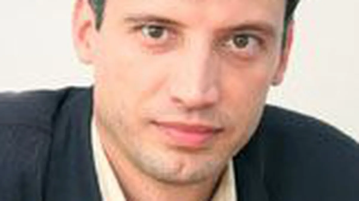 Dragos-Cristian Salamac este noul team leader BenQ Romania