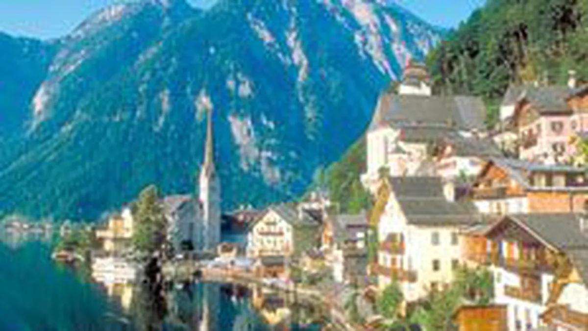 FlyNova tinteste venituri de 6 mil. euro in 2009