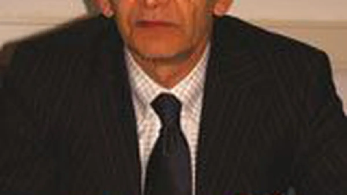 Allianz-Tiriac: Asiguratorii se vor concentra in 2009 pe pastrarea clientilor existenti