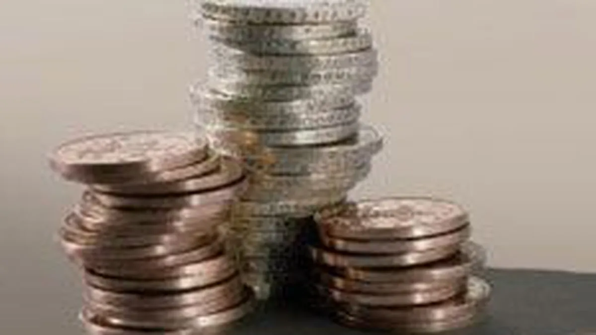 CSA: Primii 10 asiguratori controleaza aproape 80% din piata