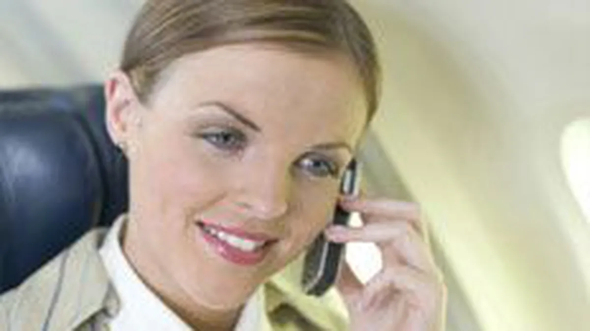 Ryanair va permite folosirea terminalelor mobile in timpul zborului