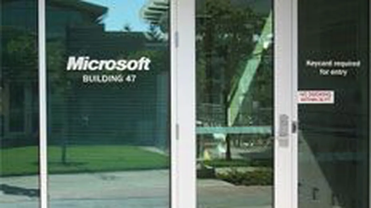 Microsoft reduce cu 10% salariile angajatilor pe baza de proiecte