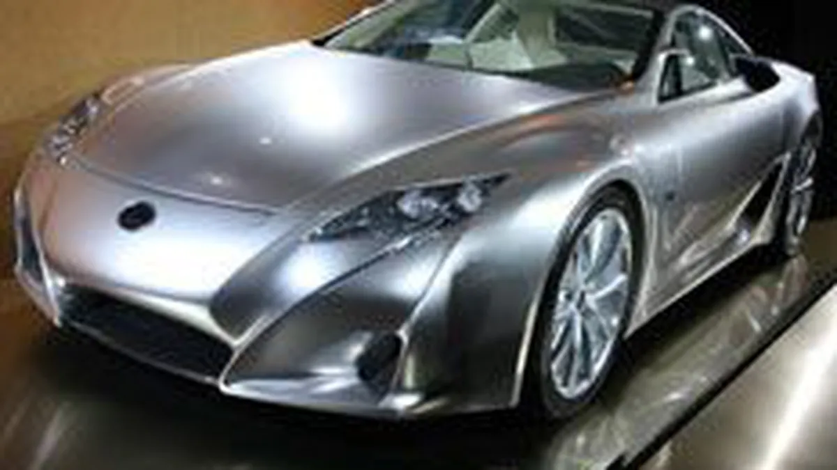 5 motive pentru a cumpara o masina de lux